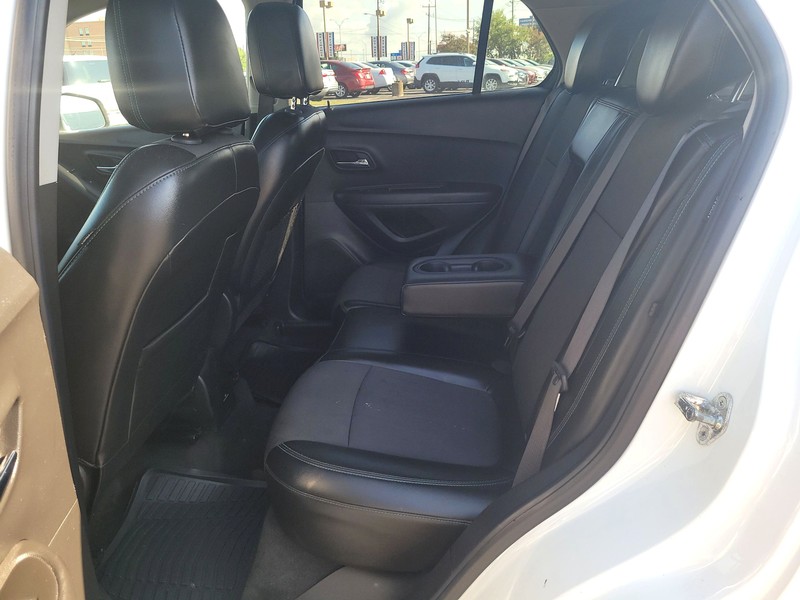 Chevrolet Trax Vehicle Full-screen Gallery Image 8