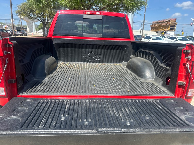 Ram 1500 Vehicle Full-screen Gallery Image 10