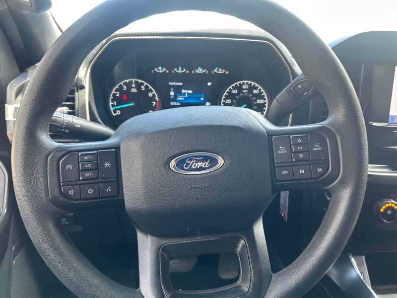 Ford F-150 Vehicle Full-screen Gallery Image 13