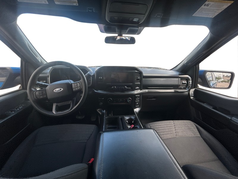 Ford F-150 Vehicle Full-screen Gallery Image 14