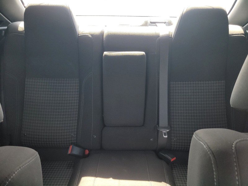 Dodge Challenger Vehicle Full-screen Gallery Image 11