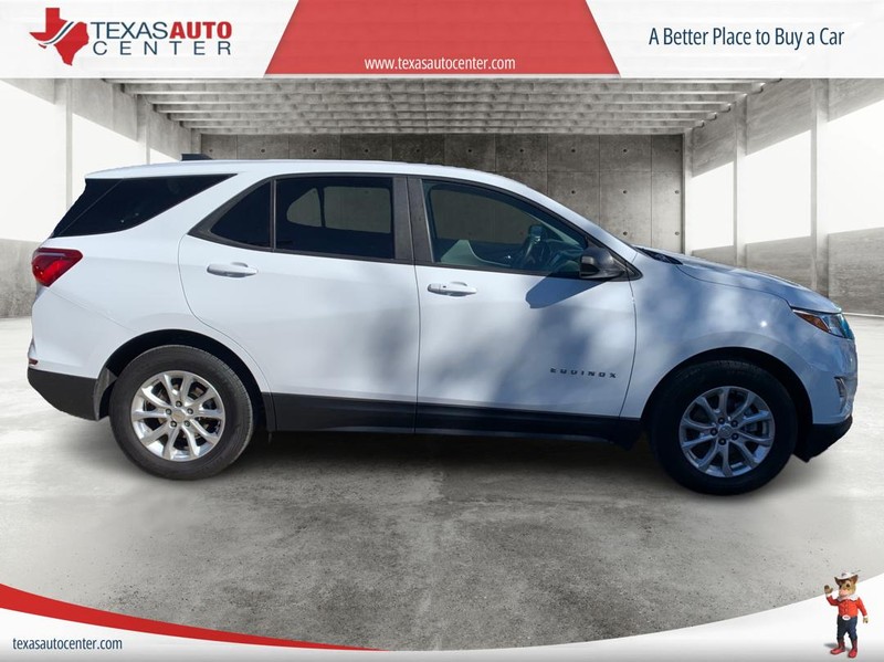 Chevrolet Equinox Vehicle Full-screen Gallery Image 04