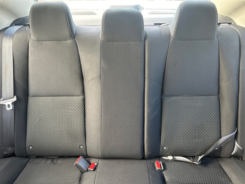 Nissan Sentra Vehicle Full-screen Gallery Image 13