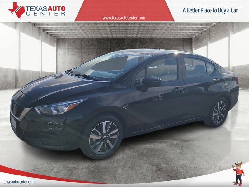 Nissan Versa Vehicle Full-screen Gallery Image 2