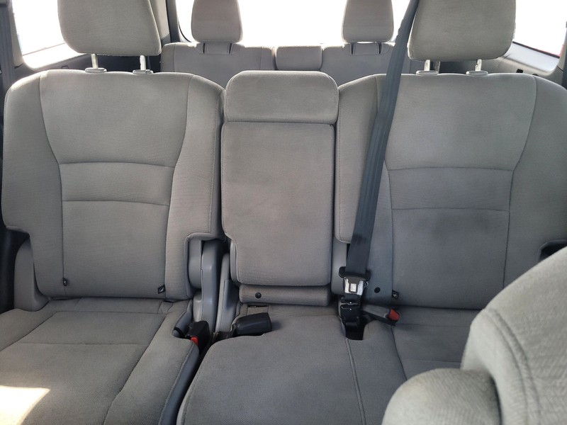 Honda Pilot Vehicle Full-screen Gallery Image 12