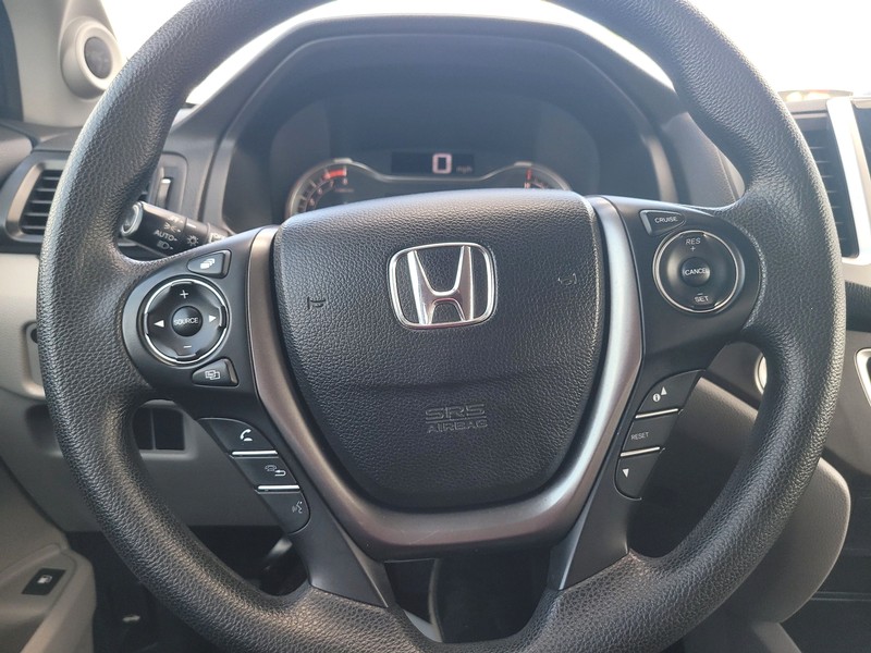 Honda Pilot Vehicle Full-screen Gallery Image 13