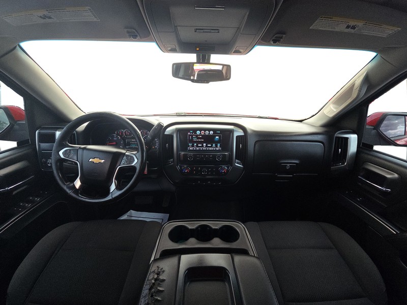 Chevrolet Silverado 1500 Vehicle Full-screen Gallery Image 14