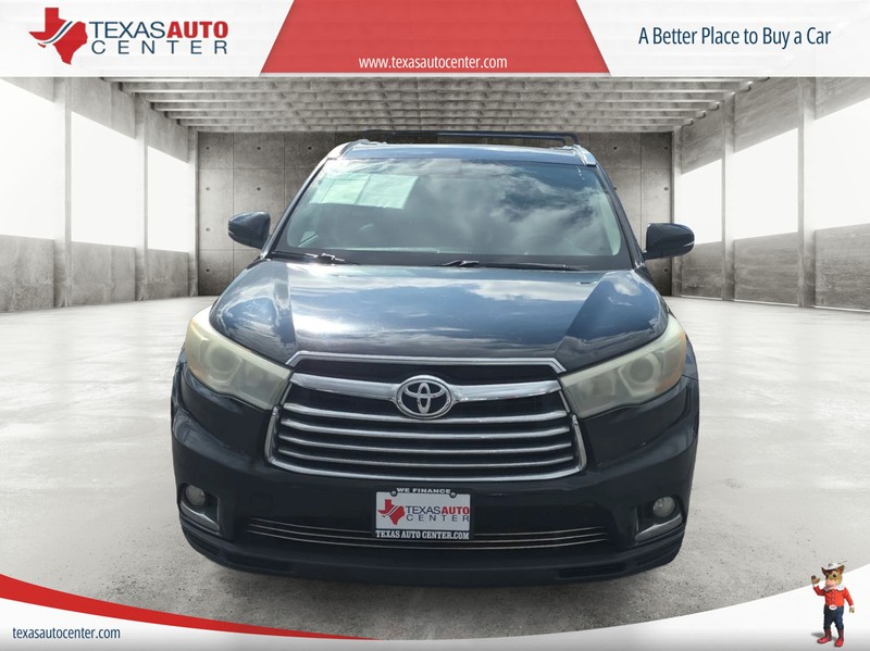 Toyota Highlander Vehicle Full-screen Gallery Image 3