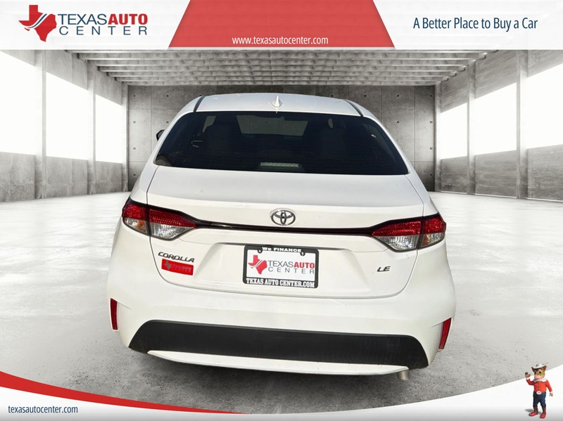 Toyota Corolla Vehicle Full-screen Gallery Image 6