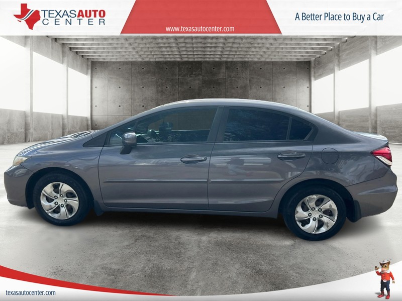 Honda Civic Sedan Vehicle Full-screen Gallery Image 5