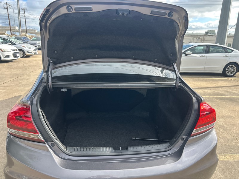 Honda Civic Sedan Vehicle Full-screen Gallery Image 11