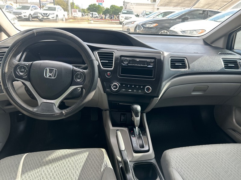 Honda Civic Sedan Vehicle Full-screen Gallery Image 12