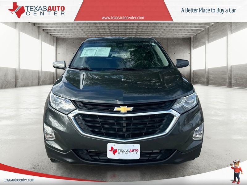 Chevrolet Equinox Vehicle Full-screen Gallery Image 3