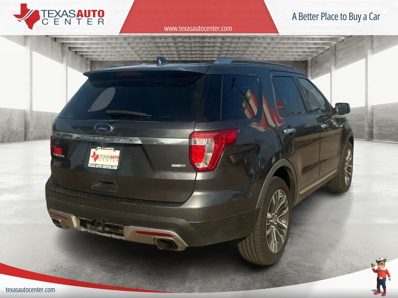 Ford Explorer Vehicle Full-screen Gallery Image 7