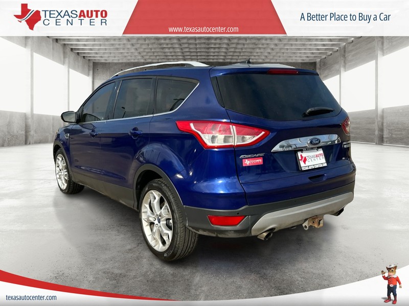 Ford Escape Vehicle Full-screen Gallery Image 8