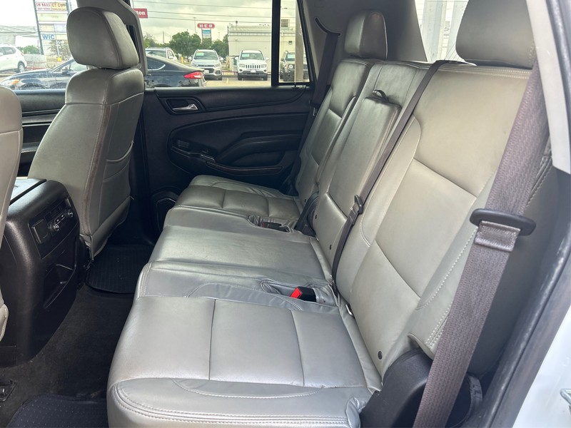 Chevrolet Tahoe Vehicle Full-screen Gallery Image 9