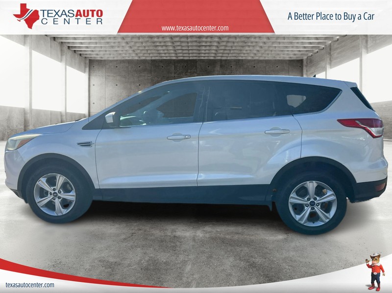 Ford Escape Vehicle Full-screen Gallery Image 5