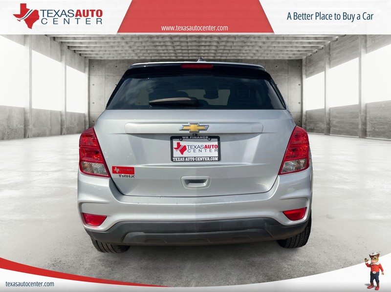 Chevrolet Trax Vehicle Full-screen Gallery Image 5