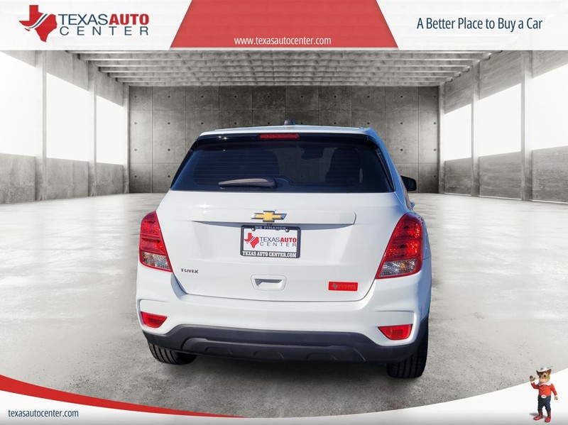 Chevrolet Trax Vehicle Full-screen Gallery Image 6