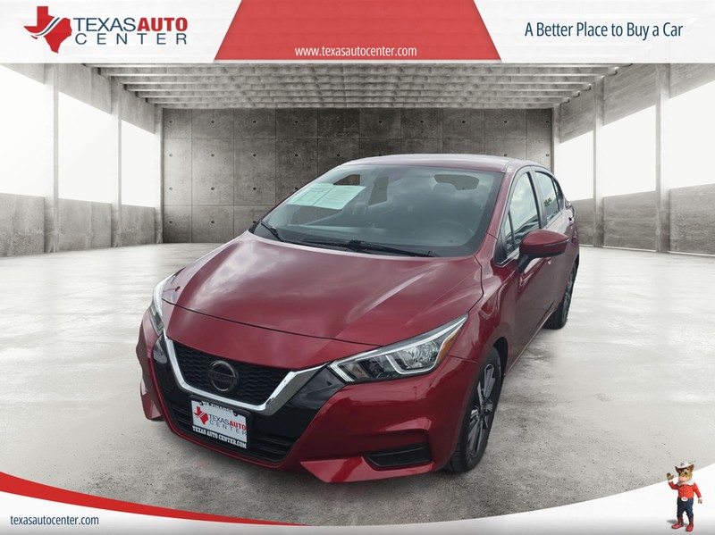 Nissan Versa Vehicle Full-screen Gallery Image 3