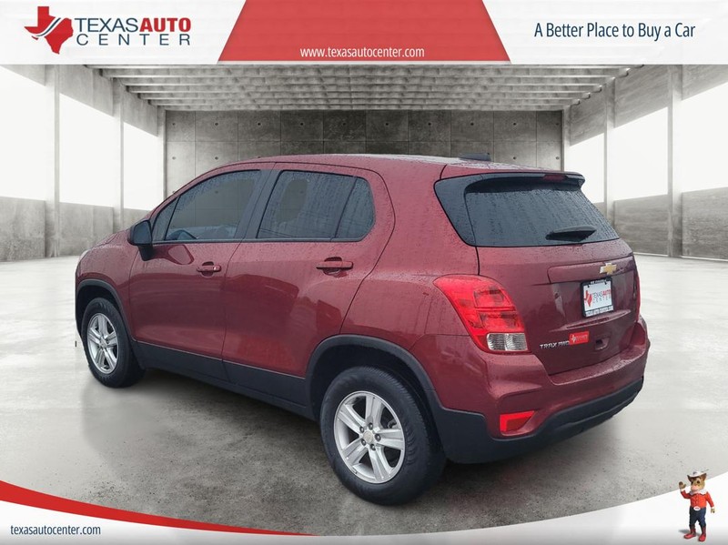 Chevrolet Trax Vehicle Full-screen Gallery Image 8