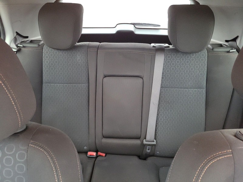 Chevrolet Trax Vehicle Full-screen Gallery Image 13