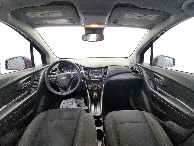 Chevrolet Trax Vehicle Full-screen Gallery Image 15