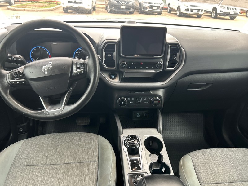 Ford Bronco Sport Vehicle Full-screen Gallery Image 12