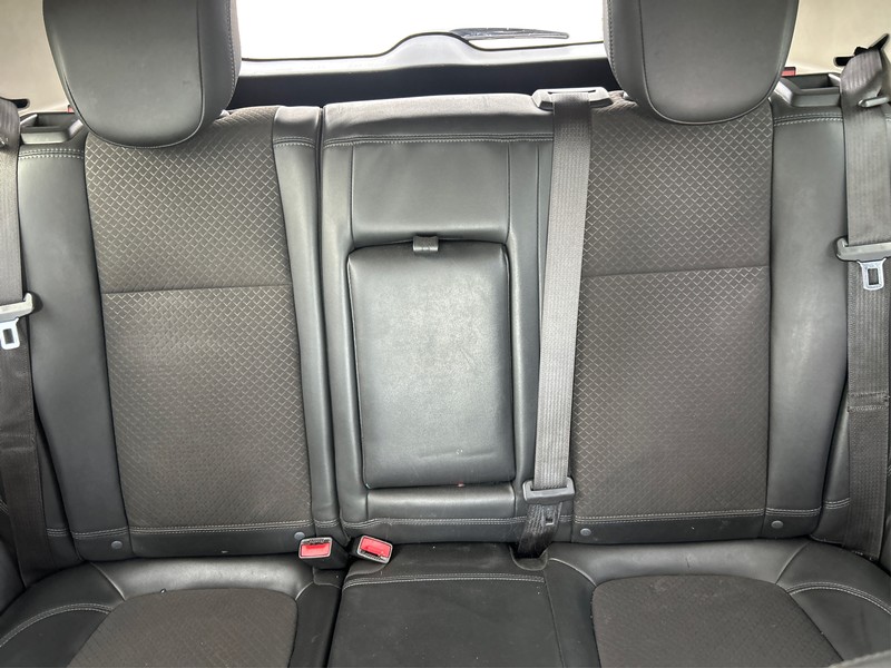 Buick Encore Vehicle Full-screen Gallery Image 13