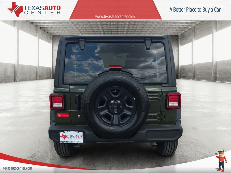 Jeep Wrangler Vehicle Full-screen Gallery Image 6