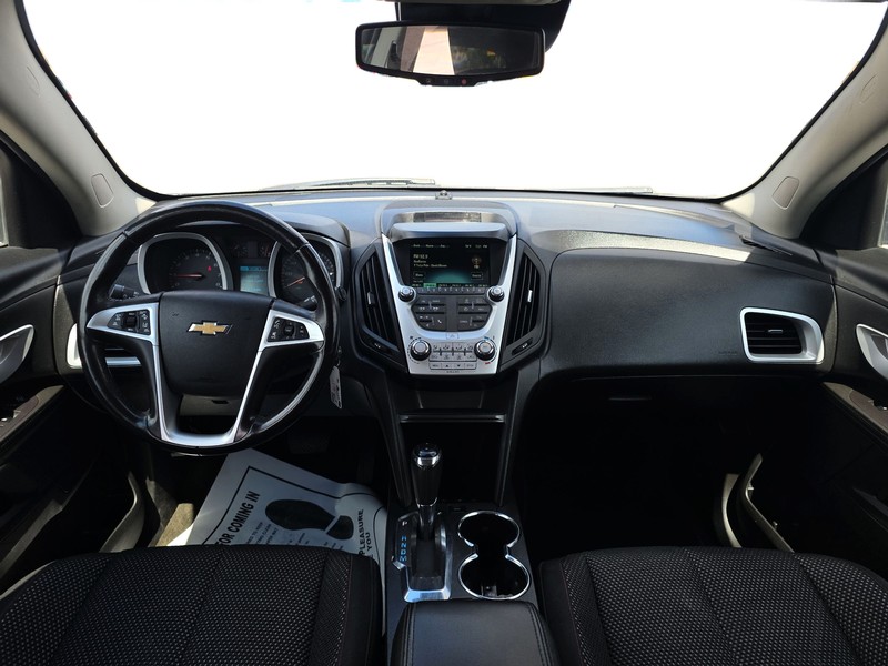 Chevrolet Equinox Vehicle Full-screen Gallery Image 16