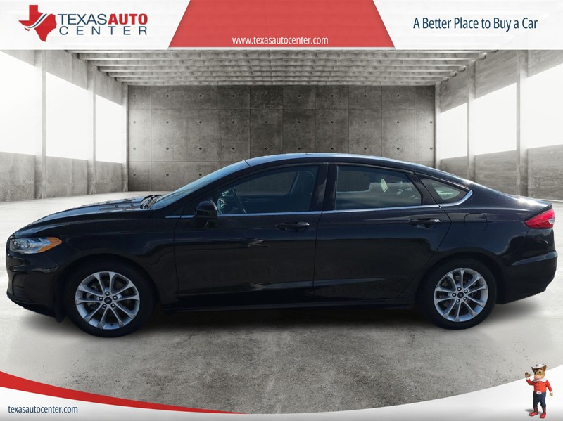 Ford Fusion Hybrid Vehicle Full-screen Gallery Image 5