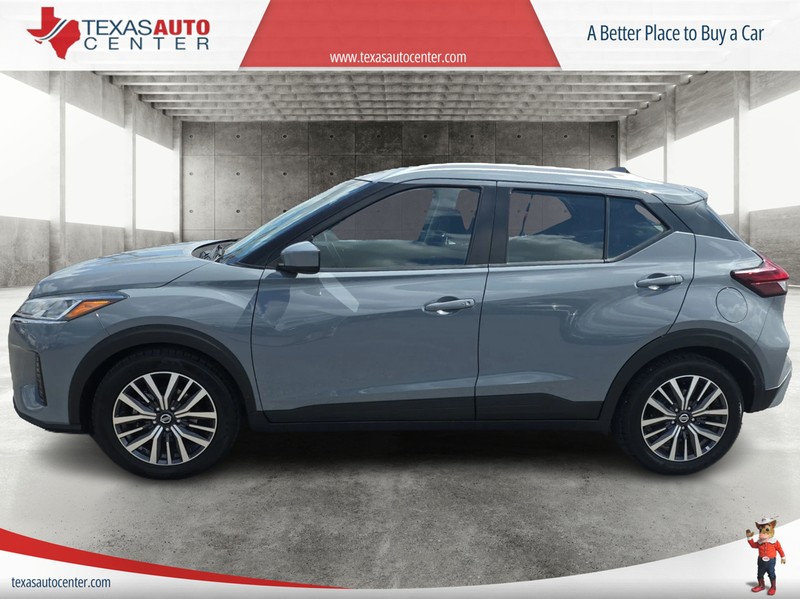 Nissan Kicks Vehicle Full-screen Gallery Image 5