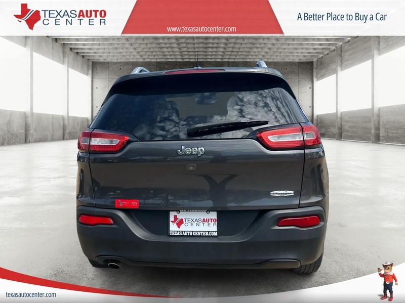 Jeep Cherokee Vehicle Full-screen Gallery Image 5