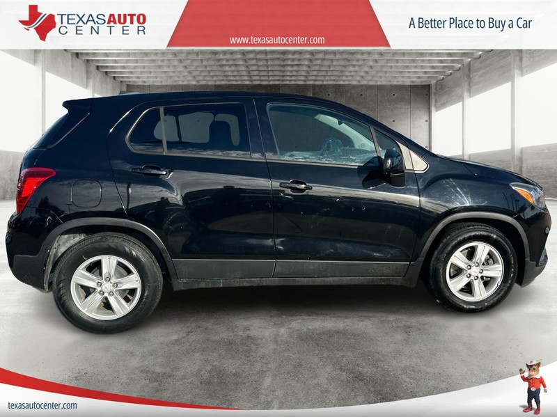 Chevrolet Trax Vehicle Full-screen Gallery Image 4