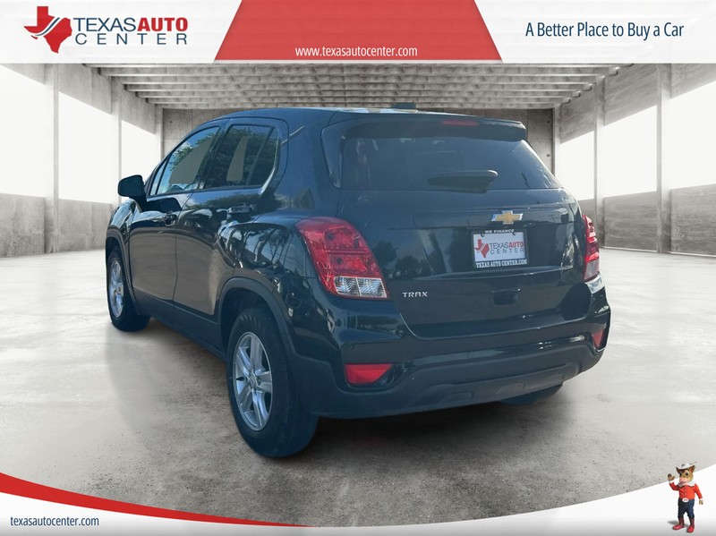 Chevrolet Trax Vehicle Full-screen Gallery Image 7