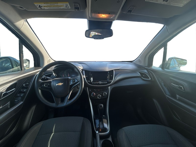 Chevrolet Trax Vehicle Full-screen Gallery Image 14