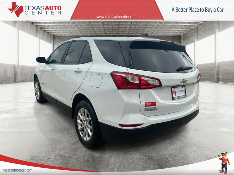 Chevrolet Equinox Vehicle Full-screen Gallery Image 8