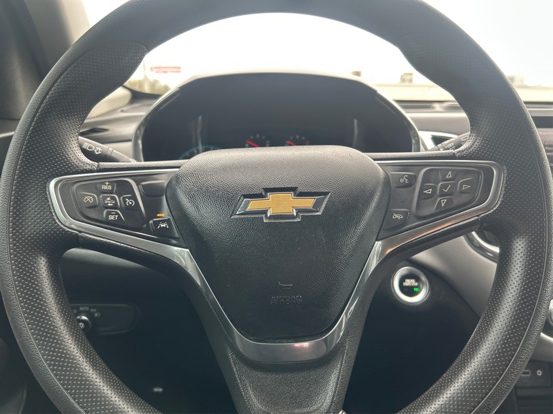 Chevrolet Equinox Vehicle Full-screen Gallery Image 14