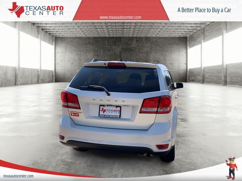 Dodge Journey Vehicle Full-screen Gallery Image 6