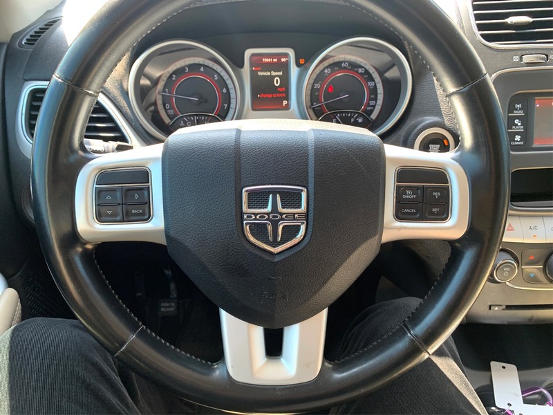 Dodge Journey Vehicle Full-screen Gallery Image 14