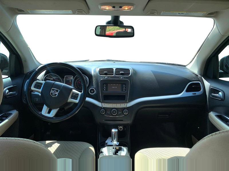 Dodge Journey Vehicle Full-screen Gallery Image 15