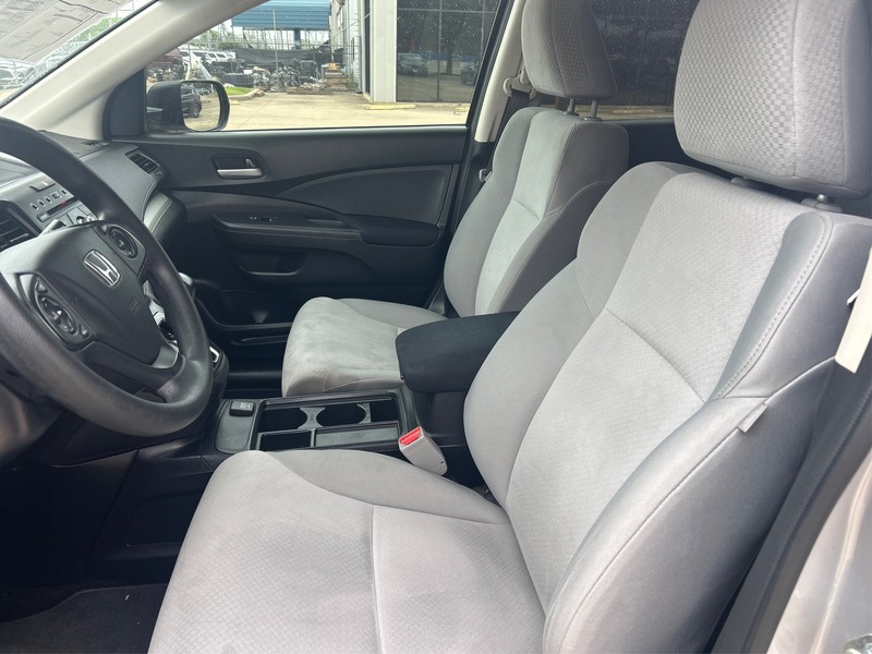 Honda CR-V Vehicle Full-screen Gallery Image 9