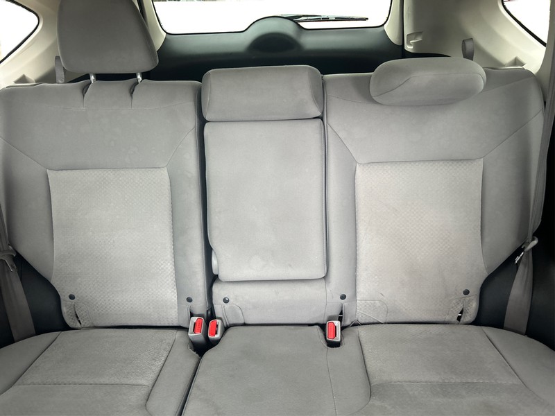 Honda CR-V Vehicle Full-screen Gallery Image 13
