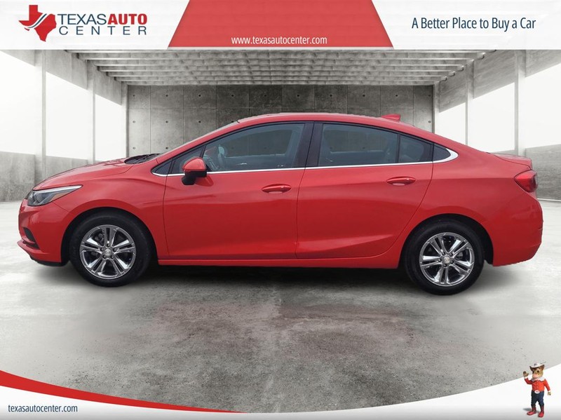 Chevrolet Cruze Vehicle Full-screen Gallery Image 05