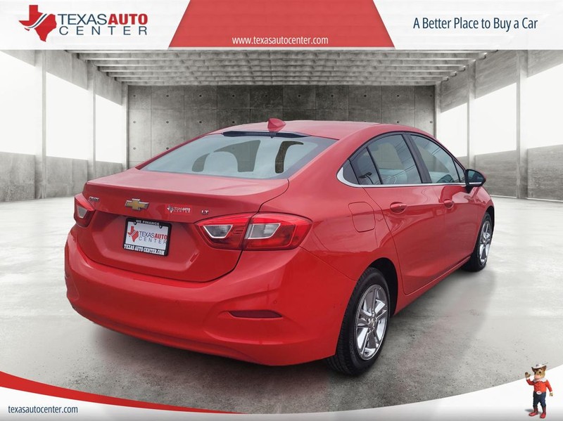 Chevrolet Cruze Vehicle Full-screen Gallery Image 07