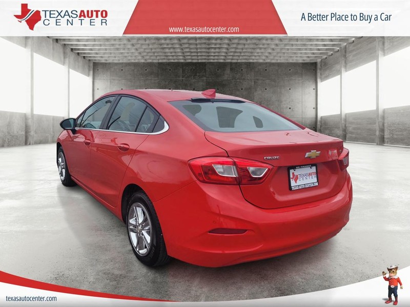 Chevrolet Cruze Vehicle Full-screen Gallery Image 08