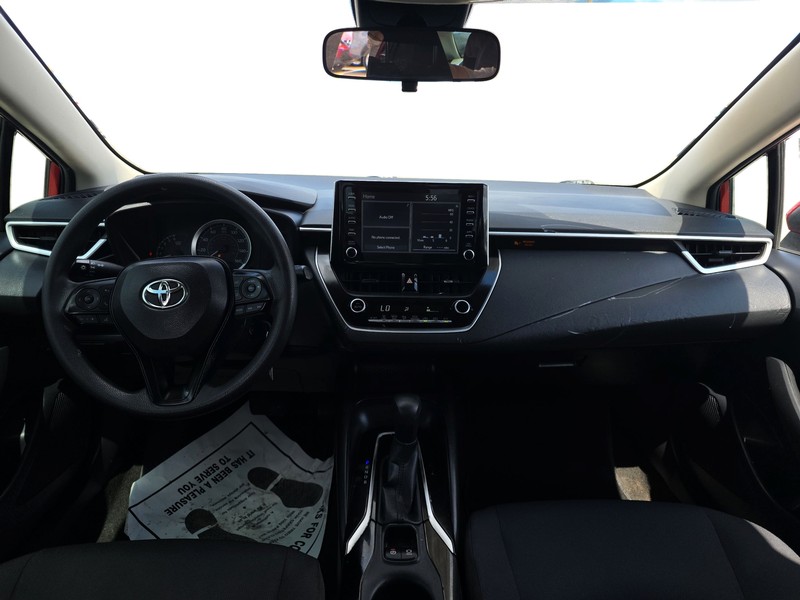 Toyota Corolla Vehicle Full-screen Gallery Image 15