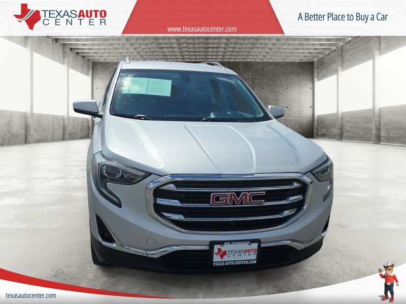 GMC Terrain Vehicle Full-screen Gallery Image 3
