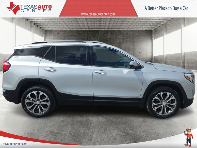 GMC Terrain Vehicle Full-screen Gallery Image 4